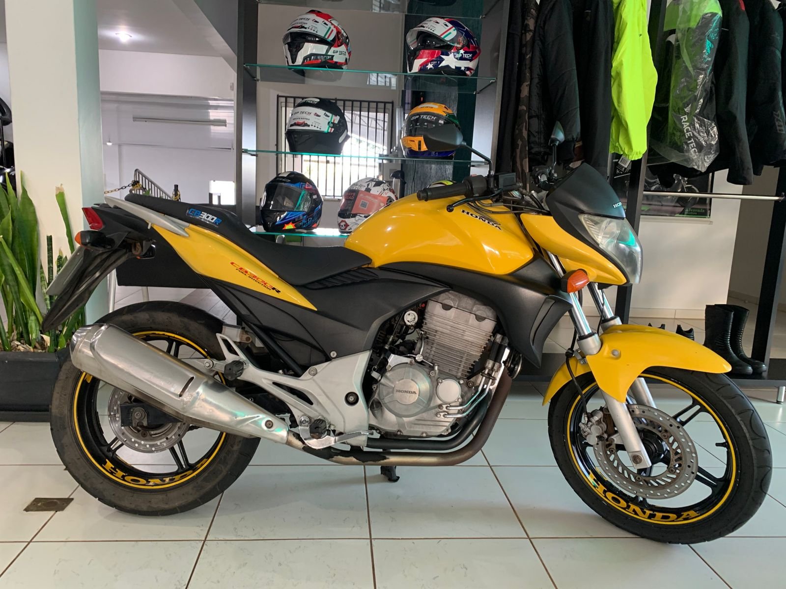 Honda CB300 R — foto 4