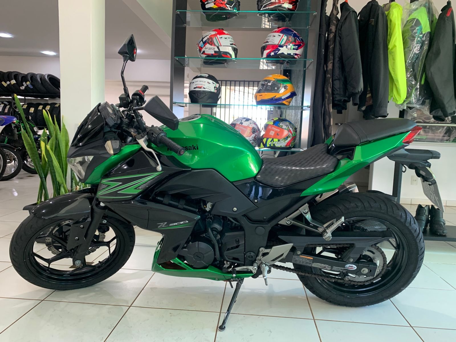Kawasaki Z300 — foto 5