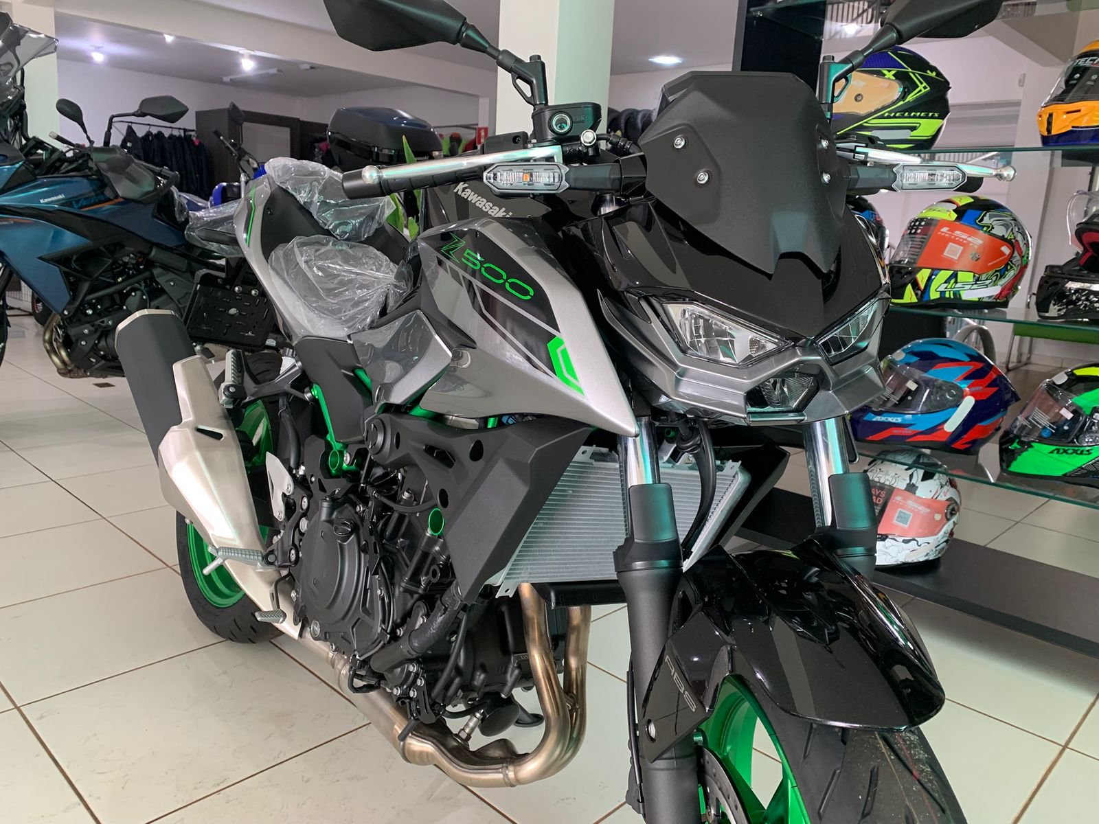 Kawasaki Z500 — foto 2