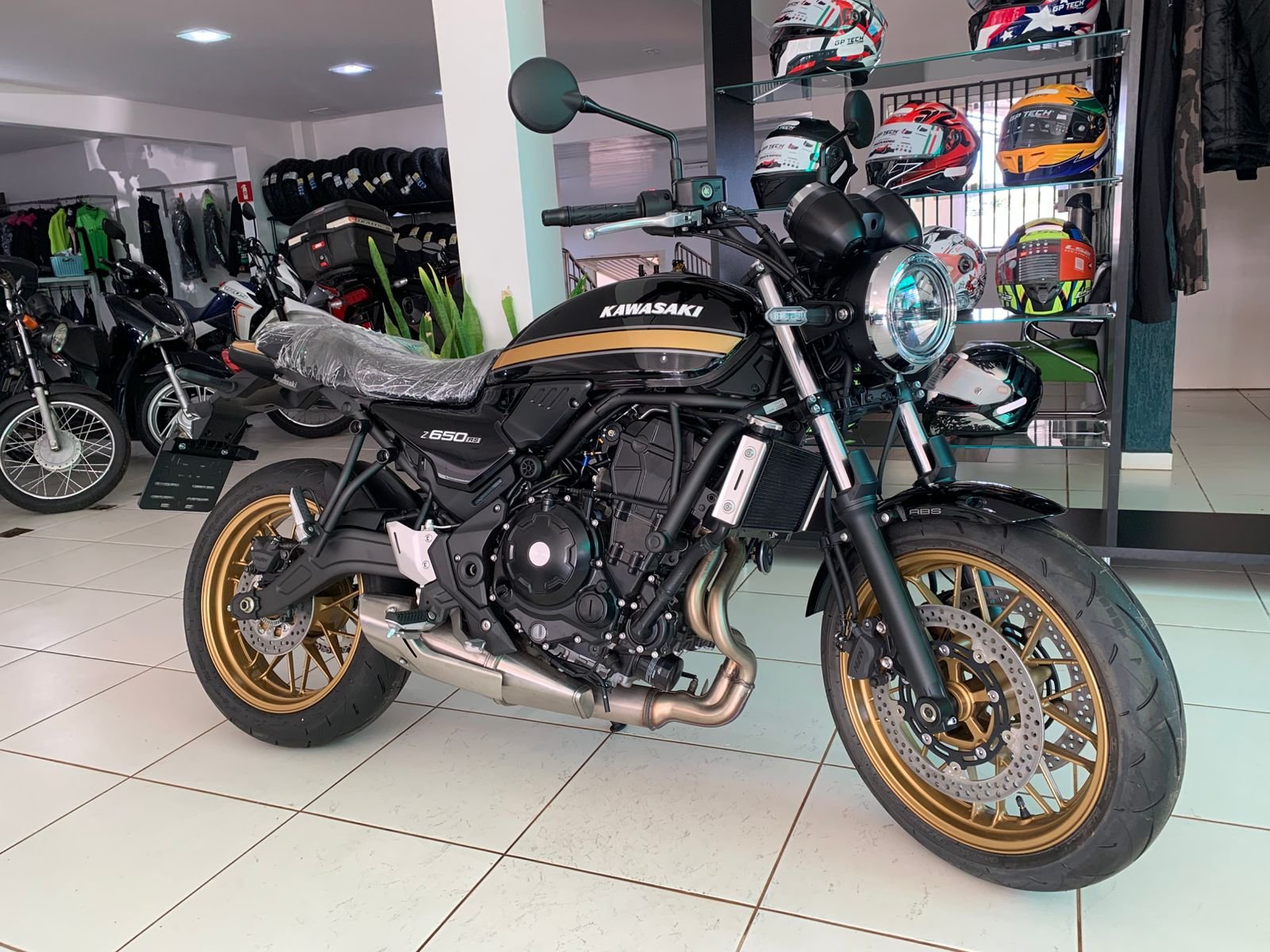 Kawasaki Z650
