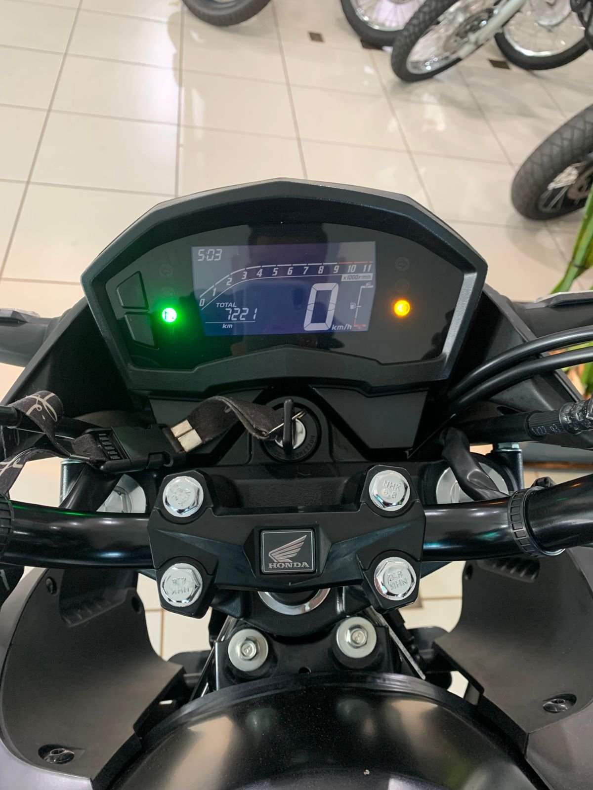 Honda CB250 — foto 8