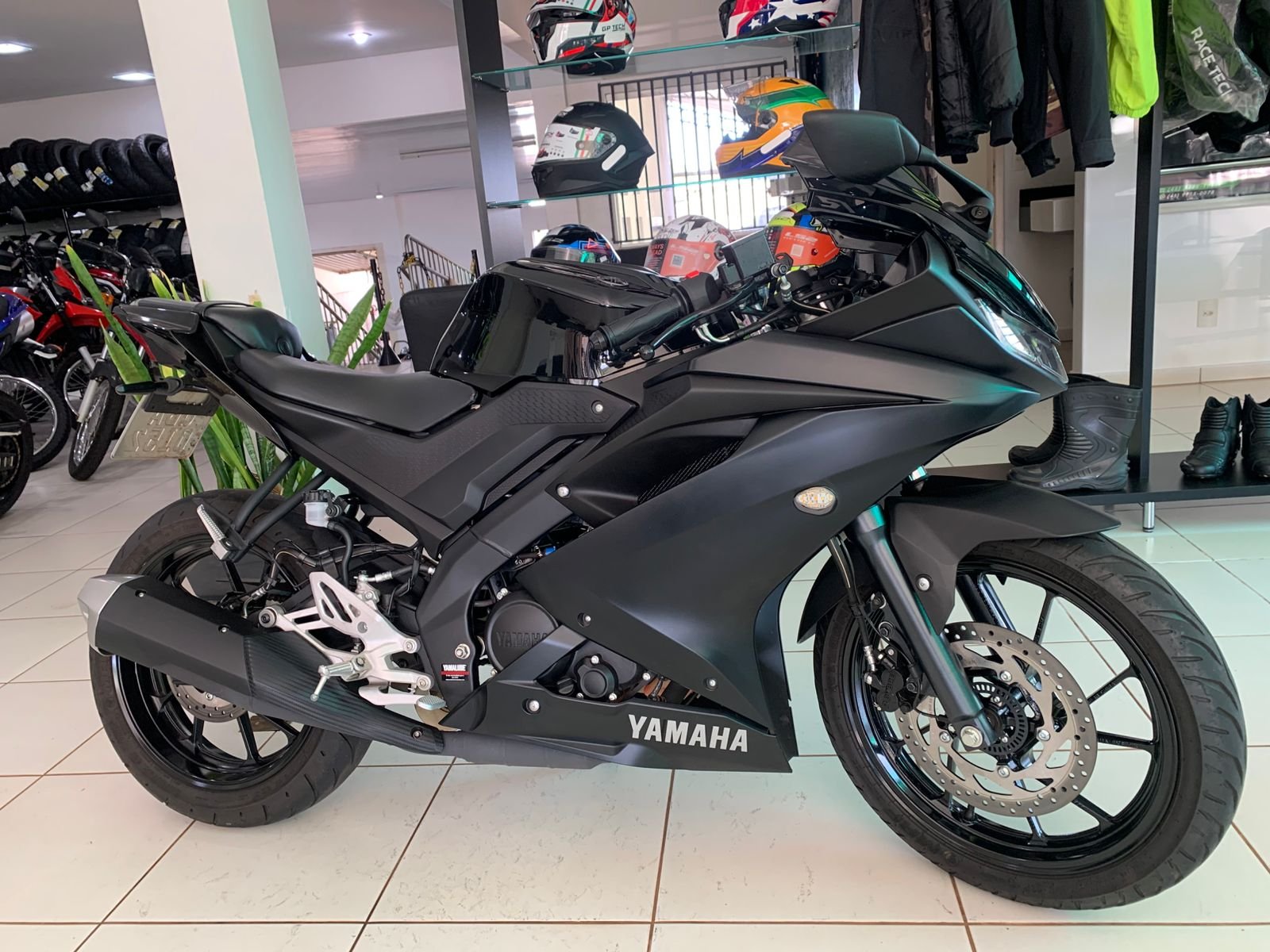 Yamaha YZF-R15 — foto 4