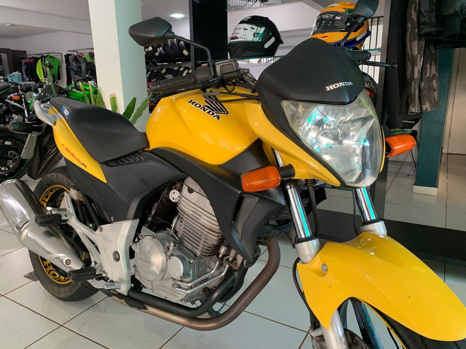 Honda CB300 R — foto 2