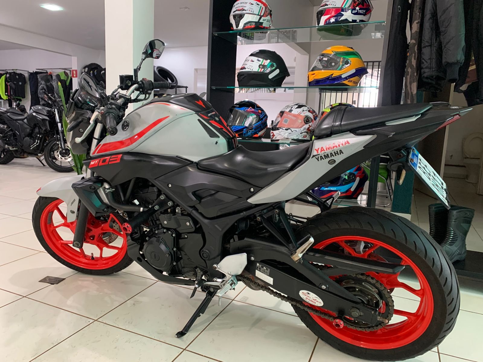 Yamaha MT-03 — foto 7