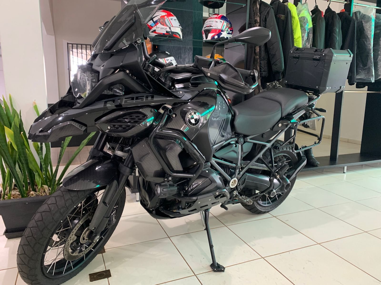BMW R1250 — foto 2