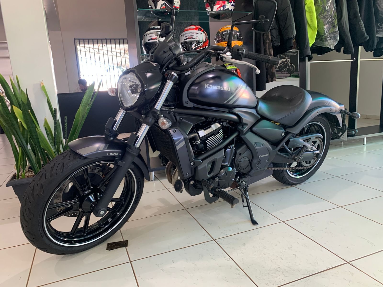 Kawasaki VULCAN  — foto 2