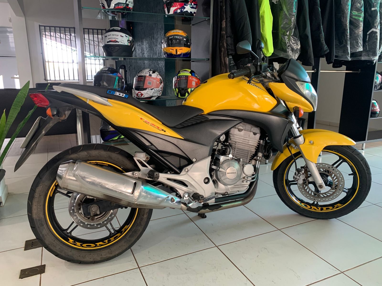 Honda CB300 R — foto 6